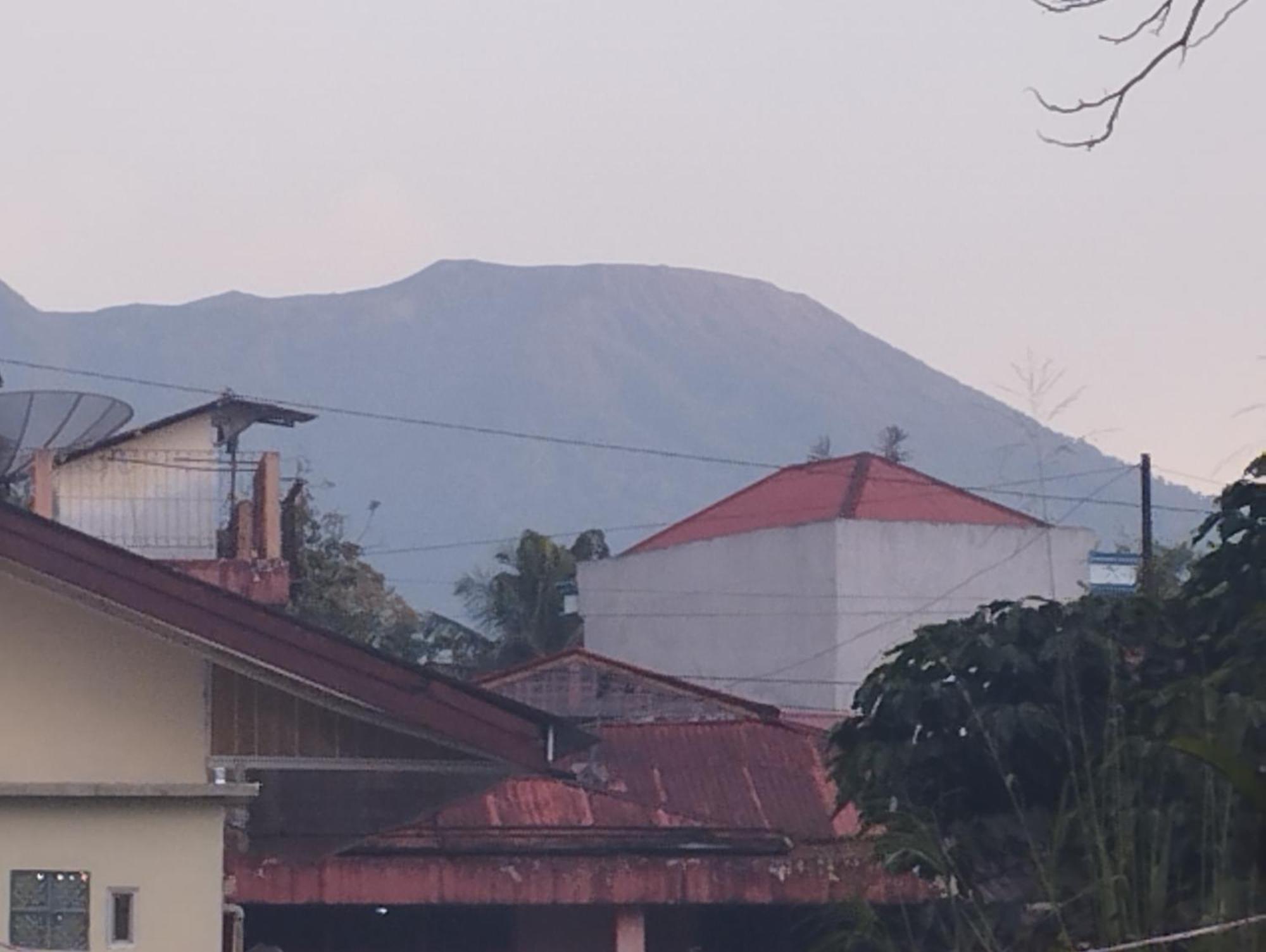 Mando Homestay III Bukittinggi Extérieur photo